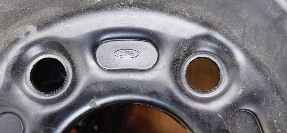 5 108 16 Цола Резервна гума Патерица