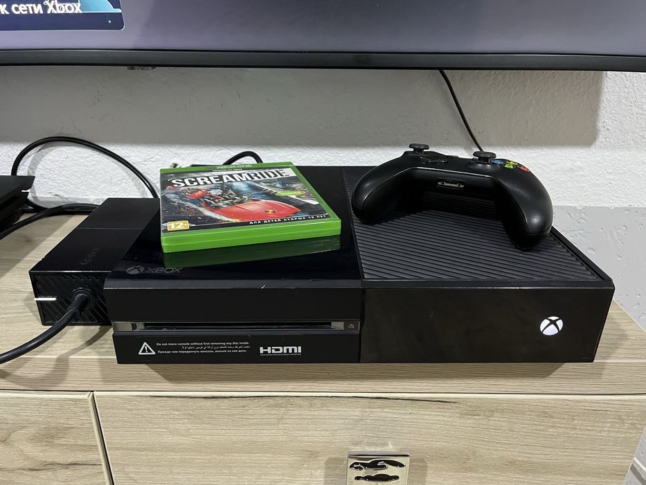 Xbox One 500GB с Играми