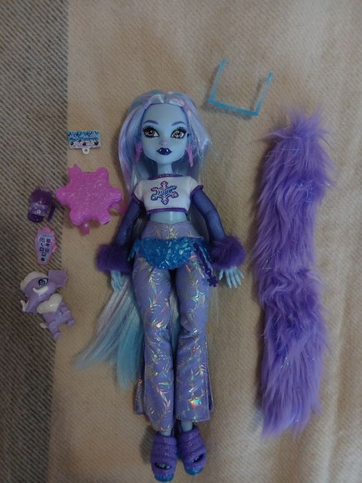 Кукла Monster high Abbey Bominable