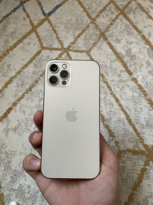 Iphone 12 pro % 76