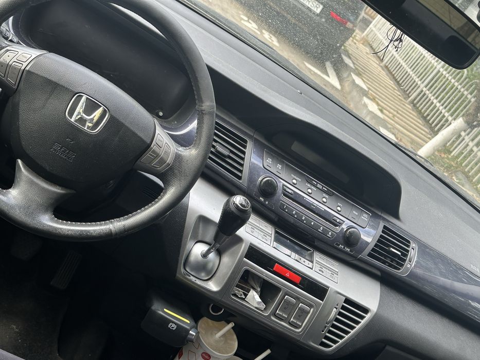 Vand Honda FR-V, 2.2 CDTI, anul 2008 acte la zi fiscal pe loc