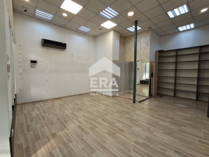Дава се под наем Магазин в Варна, Център - 50 кв.м за 1125 € - Снимка #4