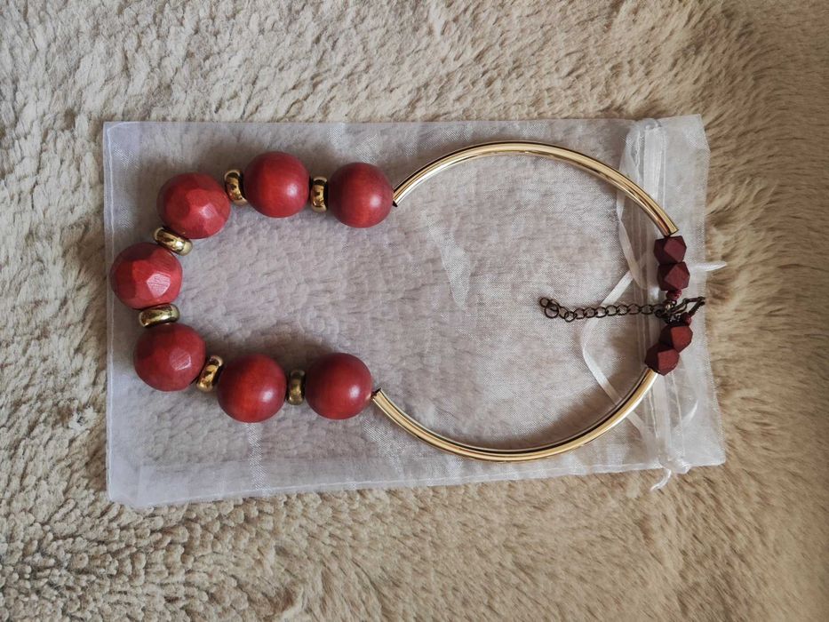 Сет Колиета - актуални аксесоари -8 броя изображения- различни модели