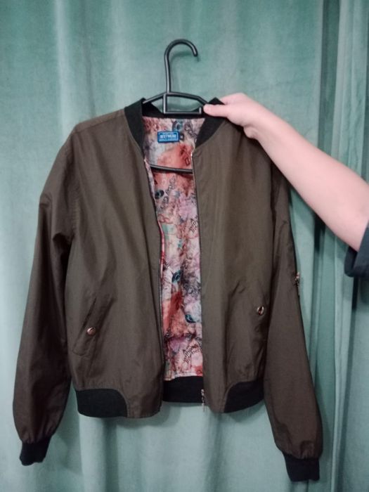 бомбер для женщин