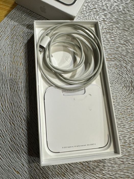 Продается Айфон 14