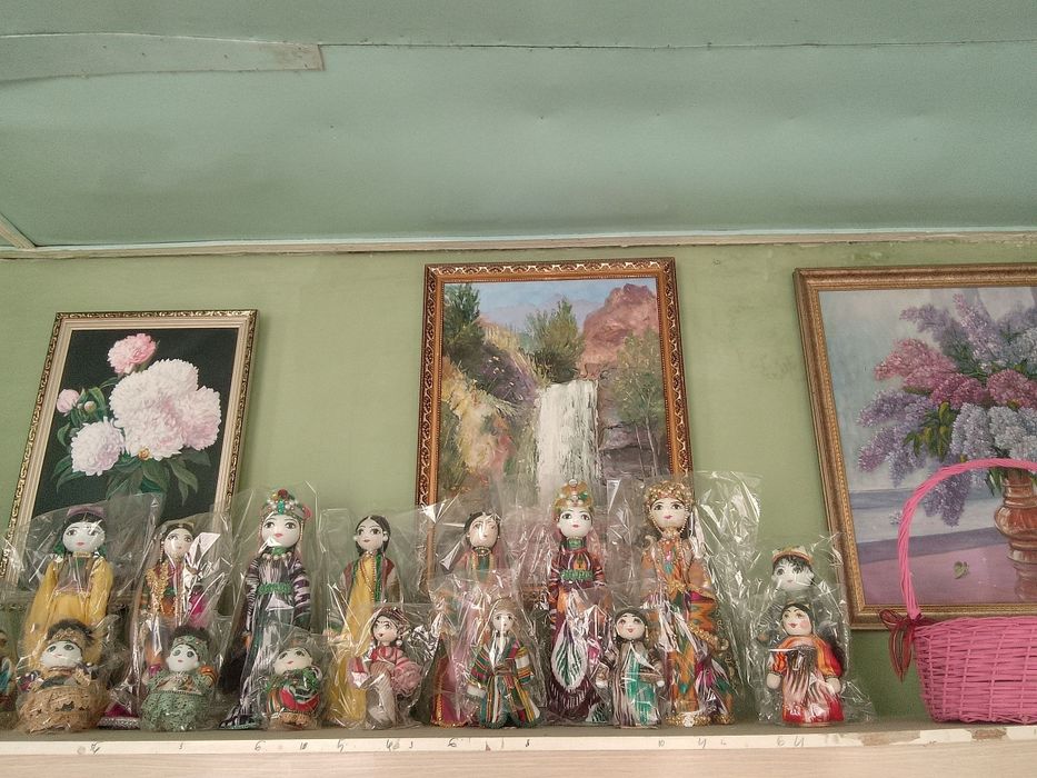 Хунармандчилик асосида  яратилган кугирчоклар ва кашталар