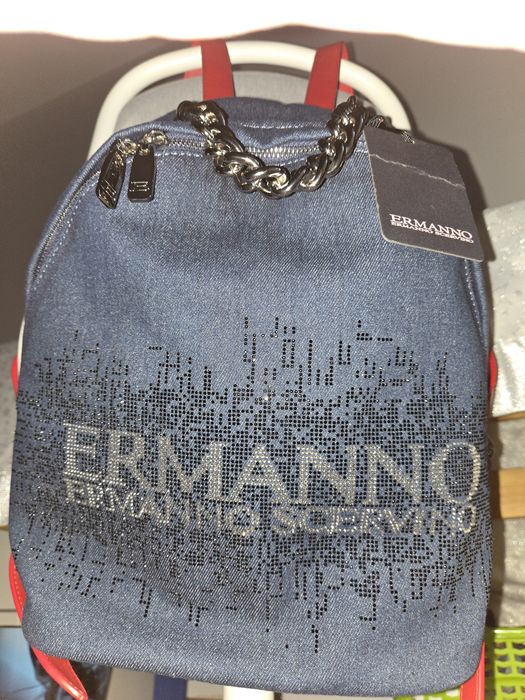 Rucsac Ermanno Scervino, Nou