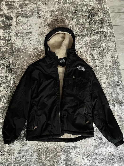 Geaca cu blana the north face, pret 600