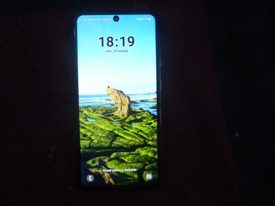 telefon samsung A23,dual sim 5G,ram 4gb/64gb,arata foarte bine,android 14