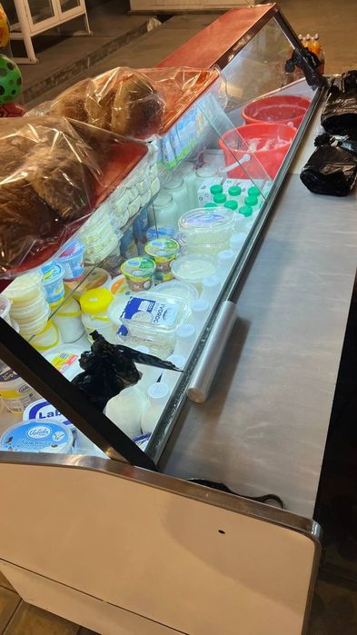 Холодильник ишлаб турган холатда