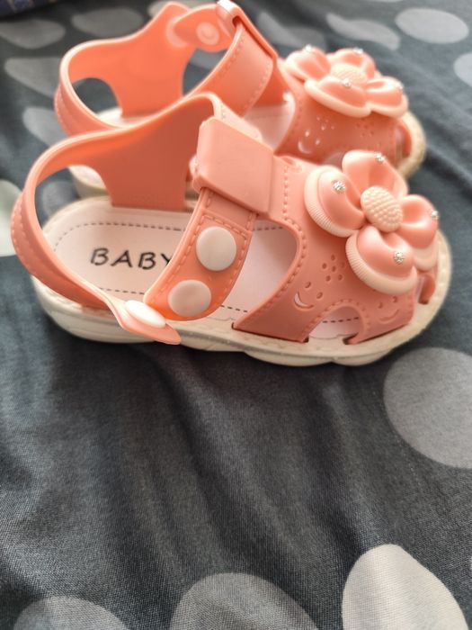 Sanadale usoare pt fete