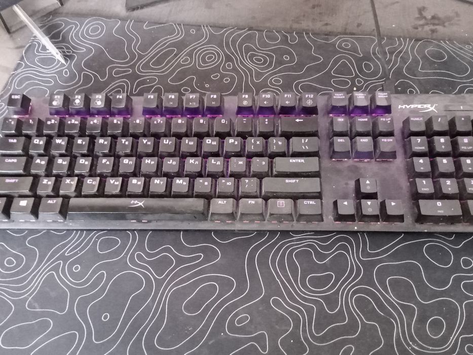 Продам срочно клавиатуру Hyper x