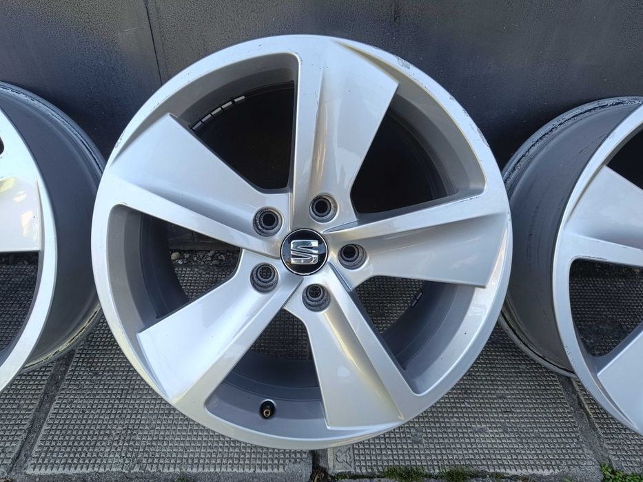 ОРИГИНАЛНИ джанти 17 ' цола 5x112 57,1  Seat / СЕАТ VW AUDI Skoda 7,5J ET51