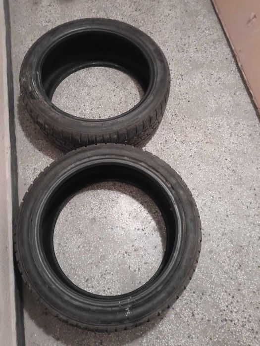 Всесезонни гуми 2 бр. Falken 245/40/18 DOT 34/16