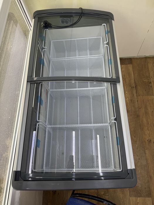 Продаю морозильник