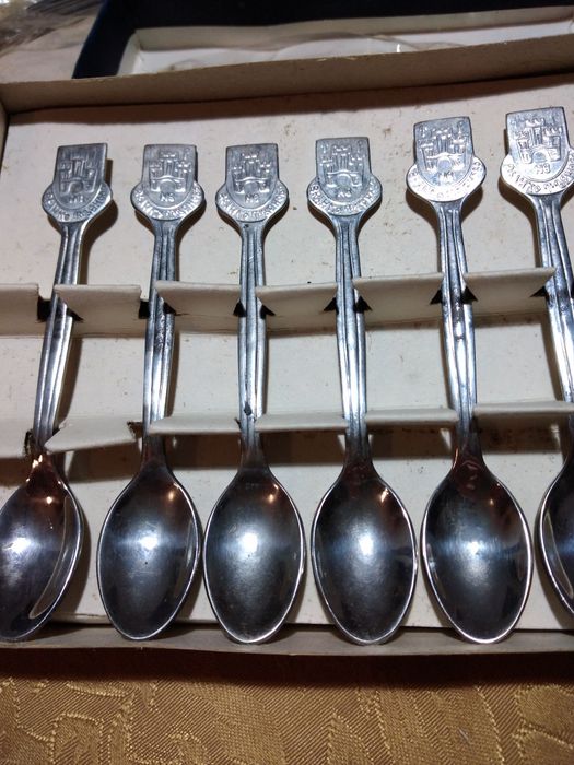 Сувенирни лъжички за кафе, български, 1979 и руски 1976