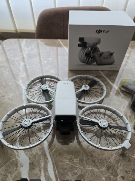 Дрон Dji Flip Чисто нов.