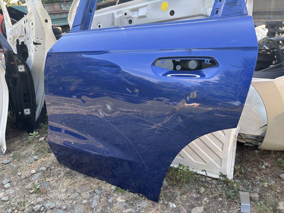 Врата BMW X1 U11