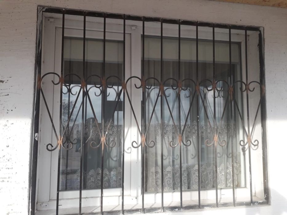 Продаю решетку на окно