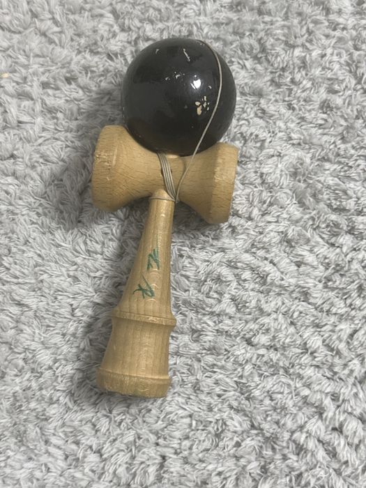 Vand kendama semnata