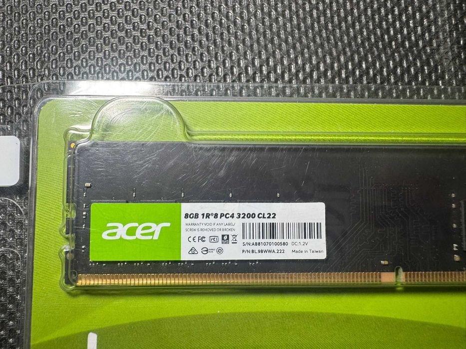 Memorie RAM 8GB DDR4 3200MHz Desktop PC Acer XPG PNY