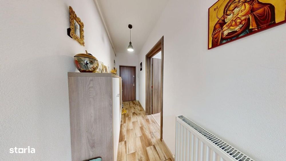 Apartament 2 camere, decomandat, balcon 10 mp, etaj 1, parcare