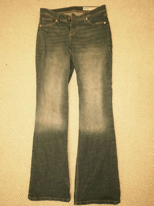 Продам женские джинсы bootcut