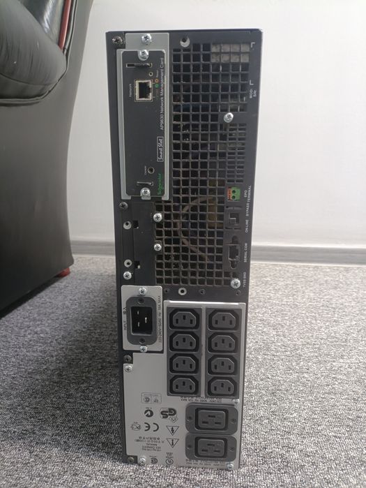 UPS APC smart-UPS 3000VA ИБП