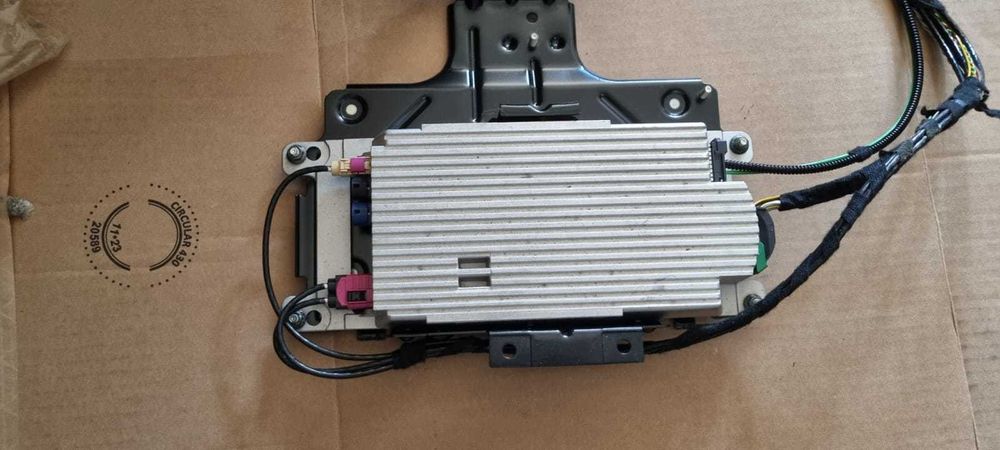 Modul combox BMW E81 E87 E82 E90 E91 E92 E93 E84 E70 E71 cod9251748