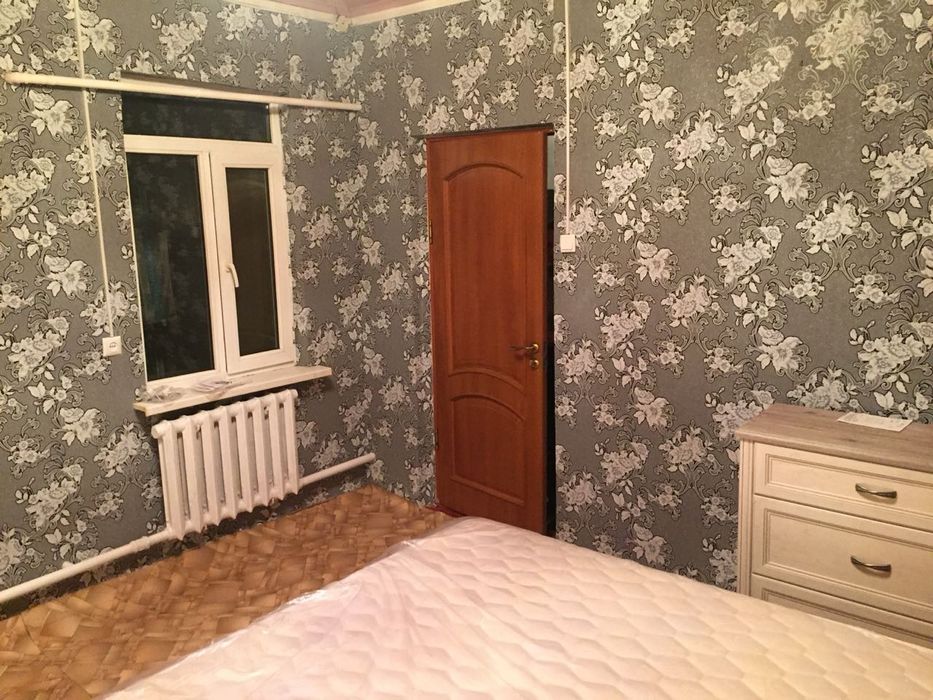 Продаётся мебель(кровать, шифоньер, тумба, комод)