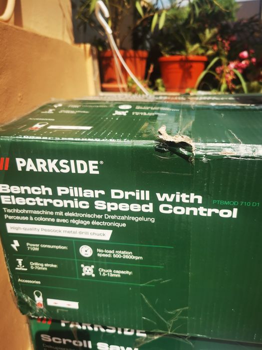 Burghiu de banc Parkside, 710W, mandrină metalică, control electronic al vitezei, 320x227x675mm