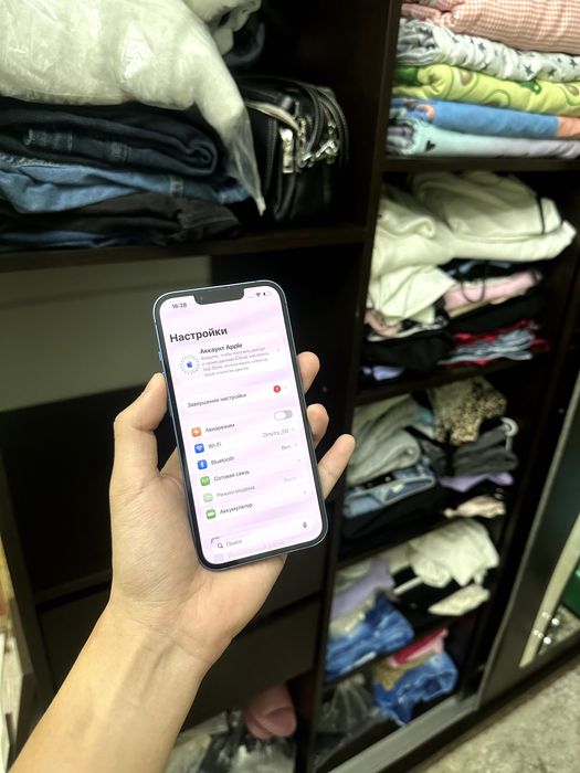Продам iPhone 13 в отличном состояние , без ремонта