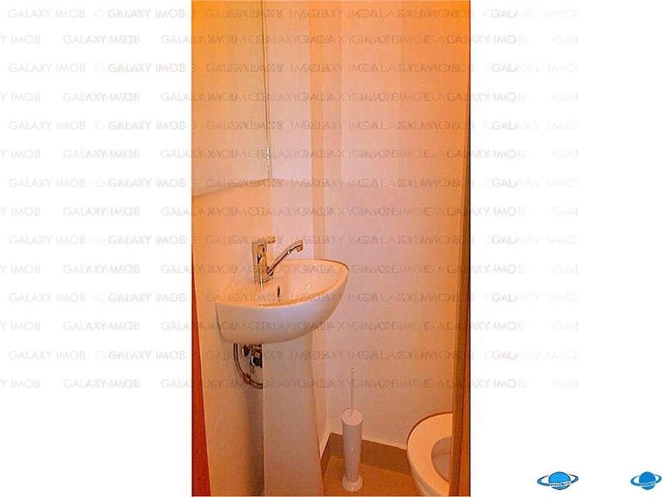 Inchiriere Apartament Cu 3 Camere Piata Romana 650 Euro