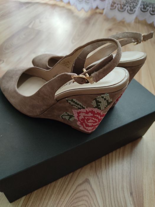 Продам обувь не дорого