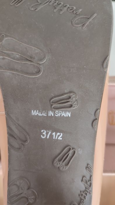 Обувь по 5000 тысяч тенге