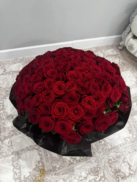 Продам 101 розу