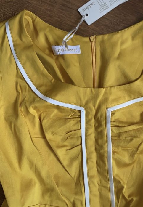 Rochie nouă cu etichetă