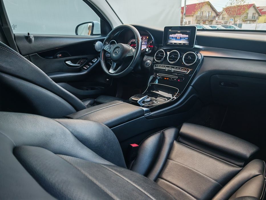 Mercedes Glc 220 cdi Coupe An 2017  4x4 Garantie