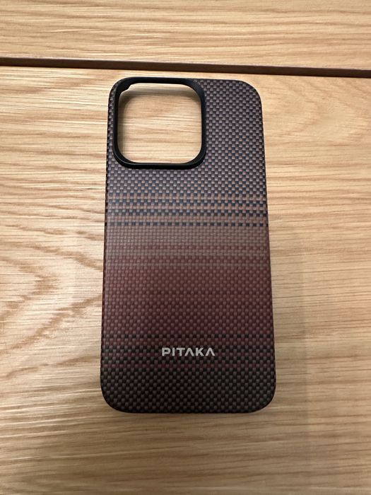 Кейс Pitaka за iPhone 15 pro