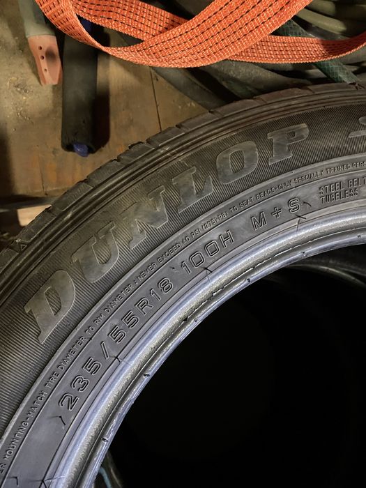Шины Dunlop 235/55/18
