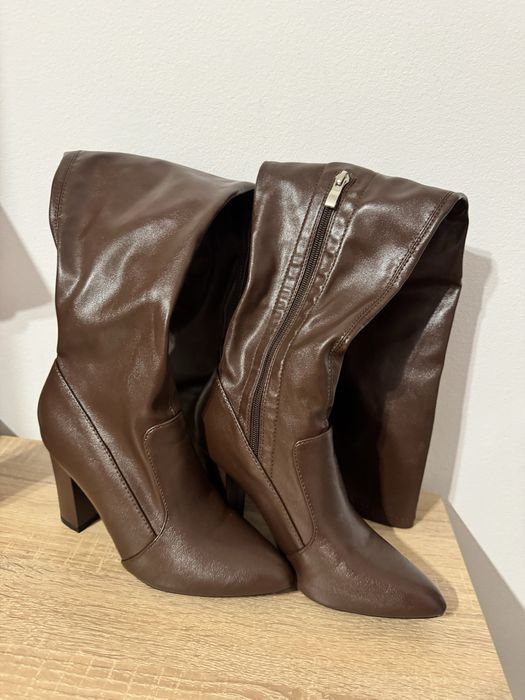 Чизми дълги ботуши