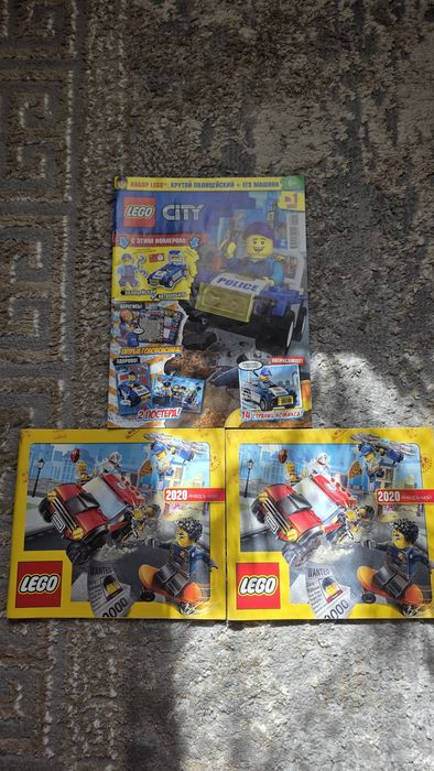 Журналы Lego и 1 Marvel