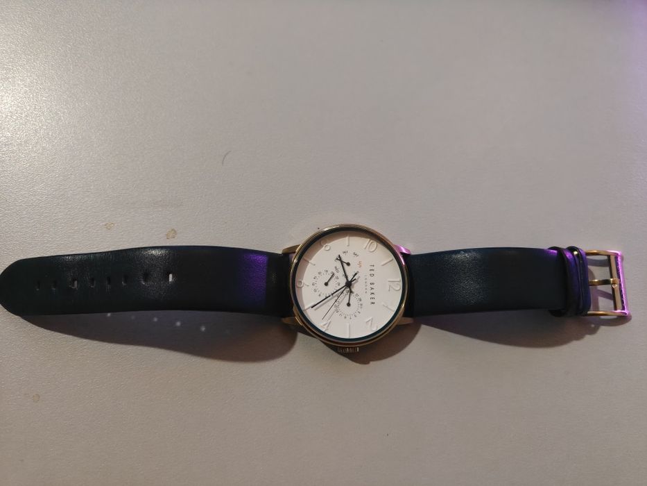 Часовник Тed backer