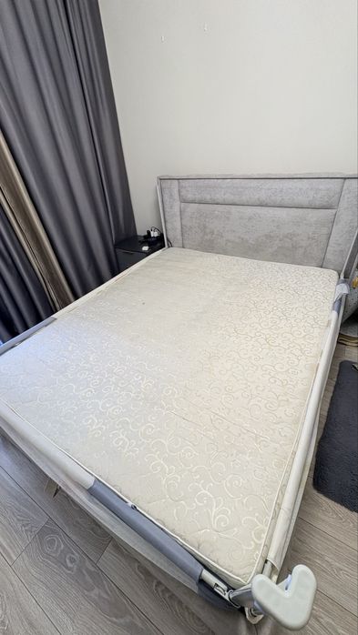 Продам матрас на кровать