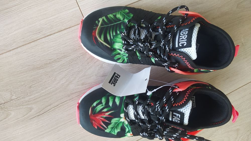 Нови детски маратонки Fabric /Светещи