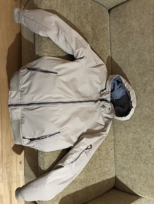 Geacă  de iarnă noi cu etichetă