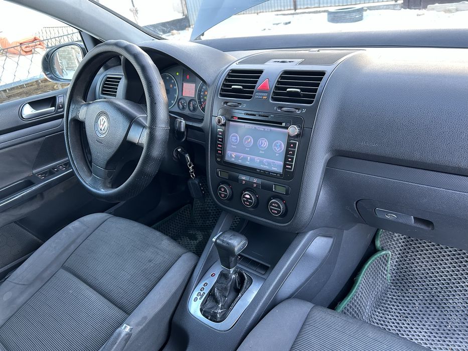 Срочно сатам гольф 5 2007 автомат