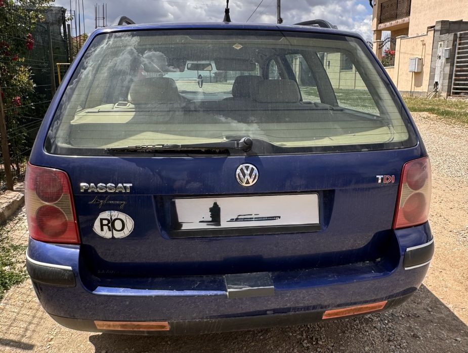 VOLKSWAGEN Passat 2002