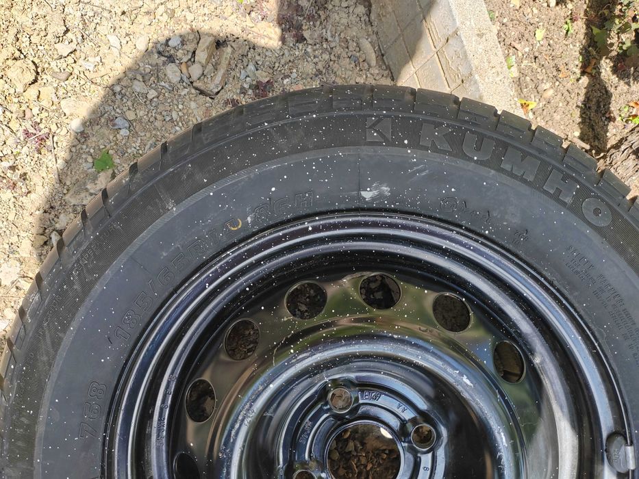 4 бр. летни гуми 185/65/R14 с джанти + резервна гума