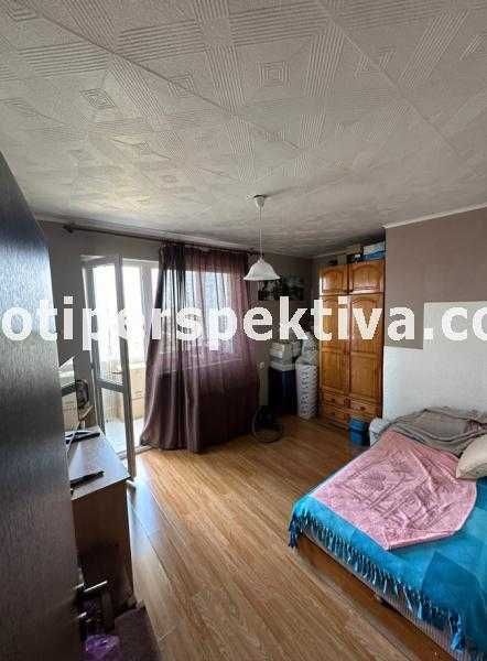 Продава се Двустаен апартамент в Пловдив, Център - 64 кв.м за 1446 €/кв.м - Снимка #2